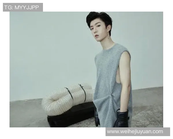 足球明星必备时尚单品白色过膝球袜助你展现运动魅力与个性风格 足球明星必备时尚单品白色过膝球袜助你展现运动魅力与个性风格