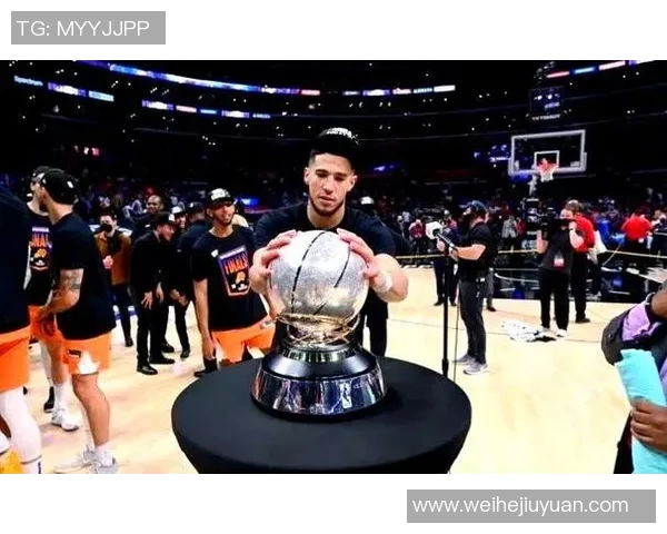 德文布克的篮球之路与未来展望：从新星到联盟巨星的蜕变